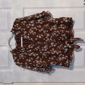 Short Sleeve Frilly Blouse